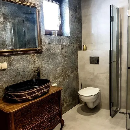 Dwor Pan Tadeusz Apartment